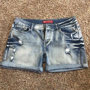 Juniors 13, light wash shorts, Red Rivet